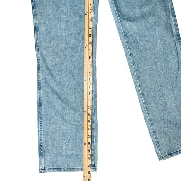 Light Blue Men's Wranglers size 33x 32 - Picture 7 of 7